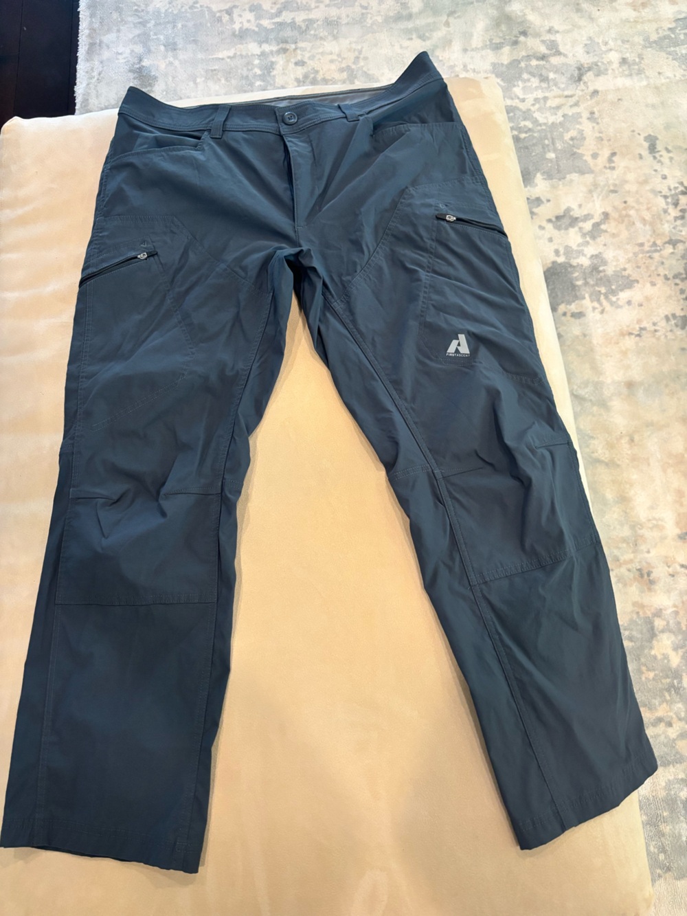 Eddie Bauer men’s guide pro pants